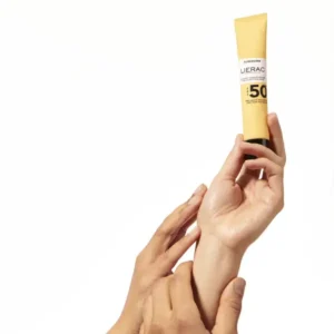 LIERAC SUNISSIME EL FLUIDO SOLAR ATERCIOPELADO SPF 50+ 40 ML